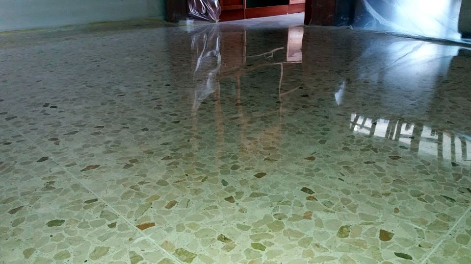 Nueva vida para un viejo suelo de terrazo.